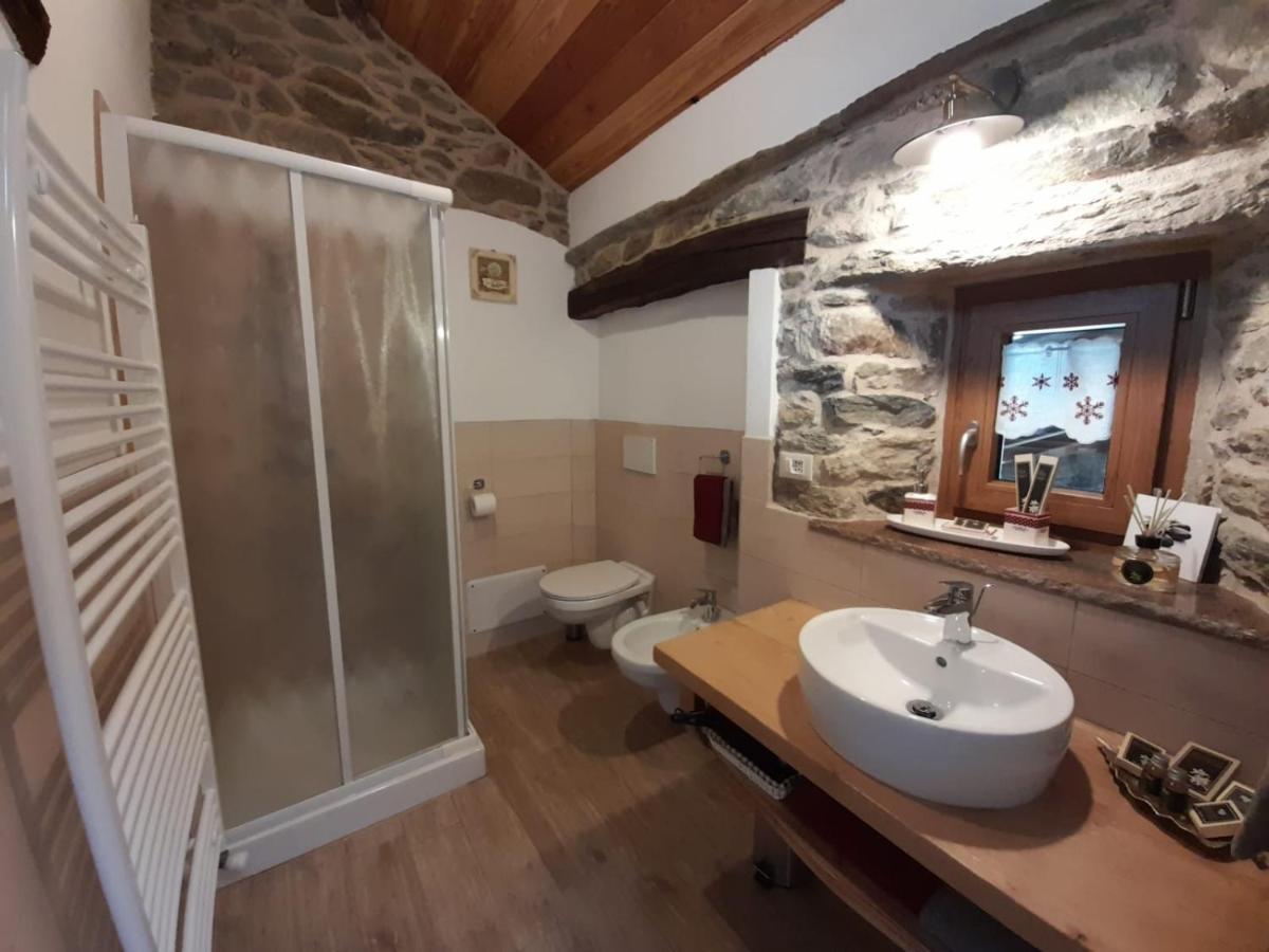 Bed & Breakfast La Crotta Pont-Saint-Martin Exterior photo