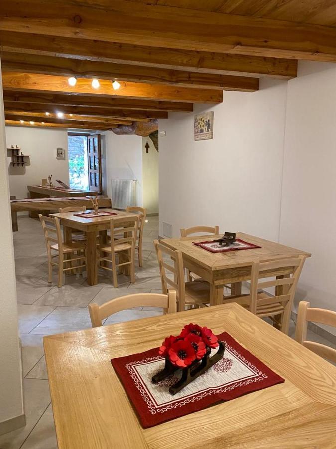 Bed & Breakfast La Crotta Pont-Saint-Martin Exterior photo